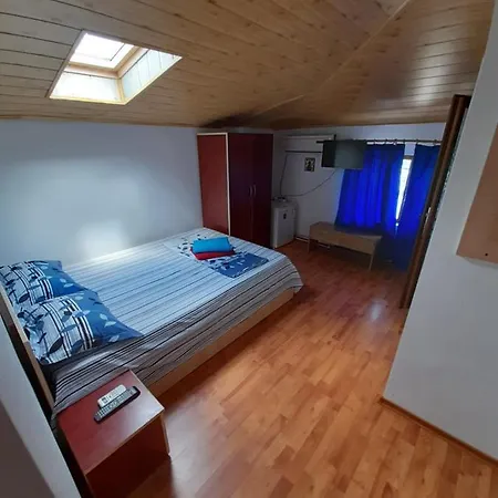 Casa Mara M8 게스트하우스 3*