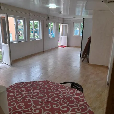 Casa Mara M8 ゲストハウス 3*