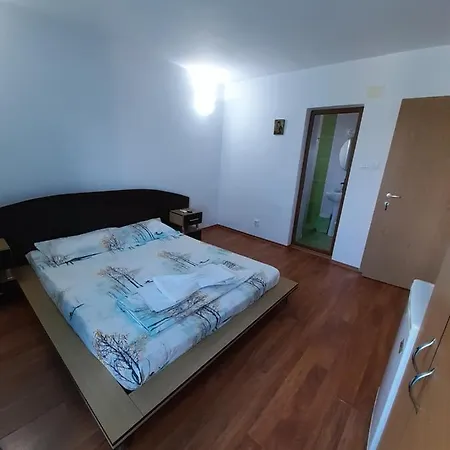 Casa Mara M8 ゲストハウス 3*